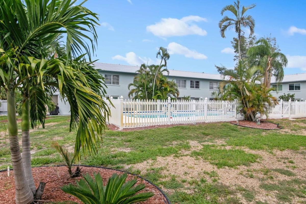 Paradise Palms - Chic Prime Spot Pool Bbq Alfresco *